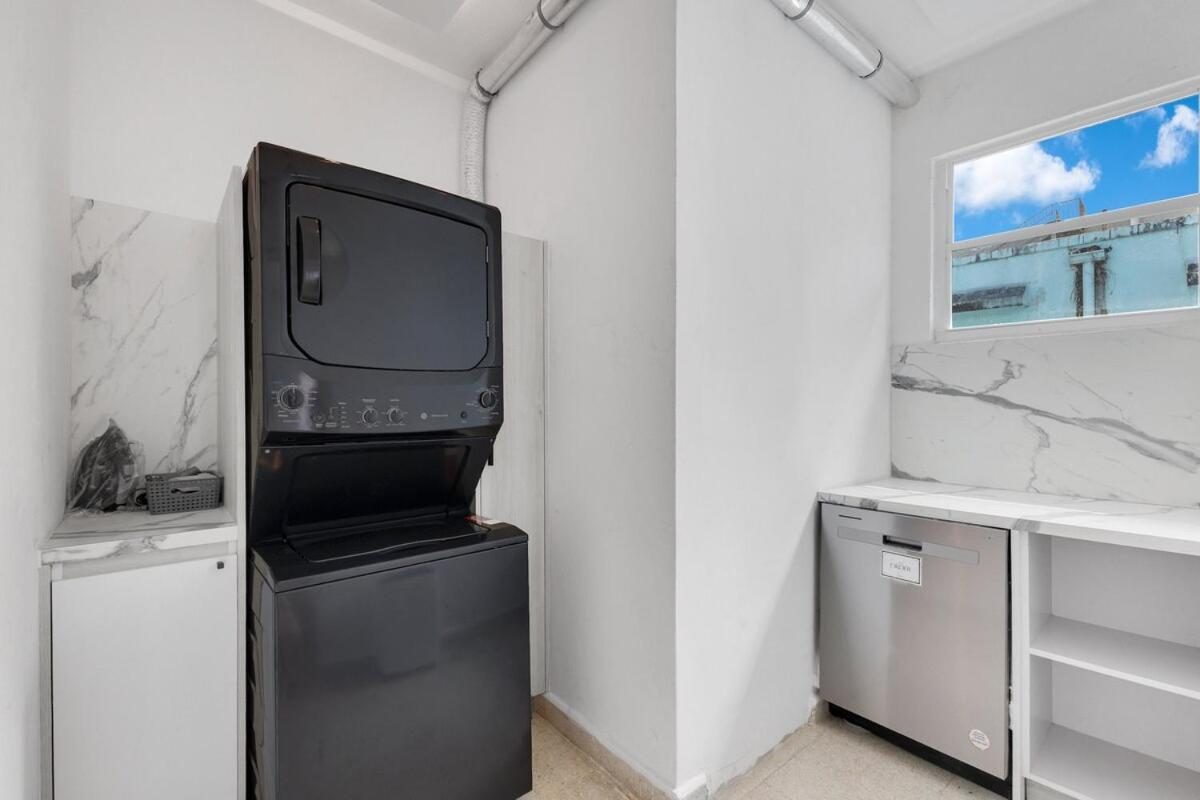 Apartment New! Modern 3Br Near Beach & Nightlife *